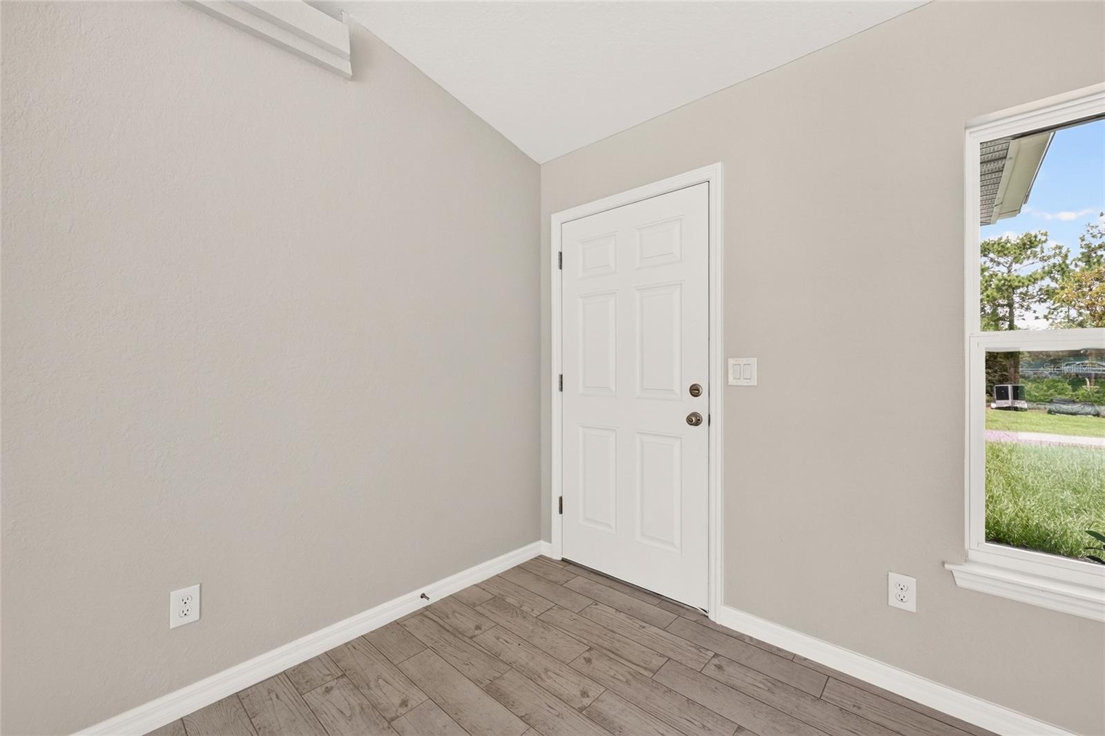 13 Pecan Drive Loop Property Photo 11