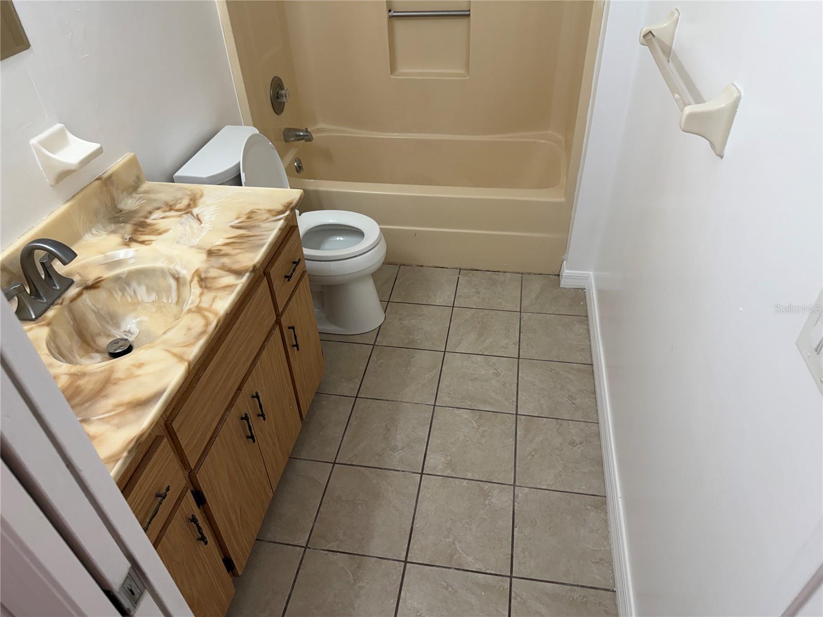 11 Pine Circle Ln Property Photo 10