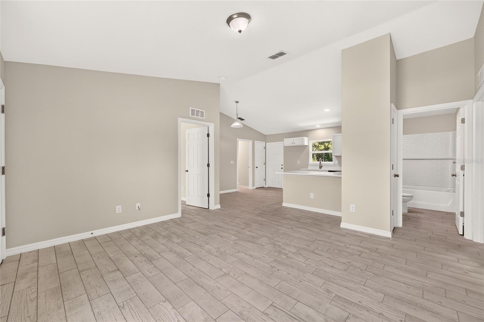 177 Pine Crse Property Photo 12