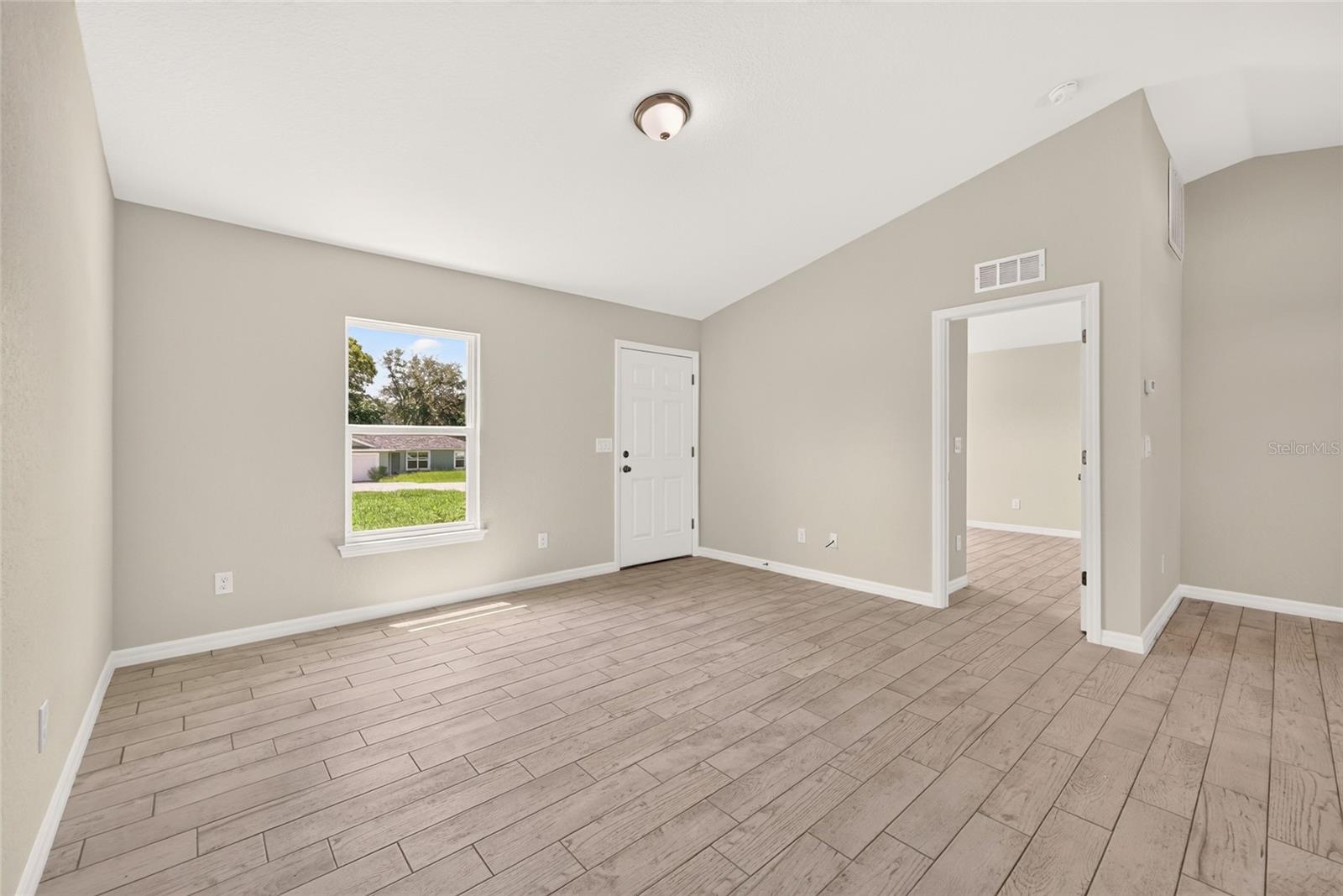 177 Pine Crse Property Photo 13