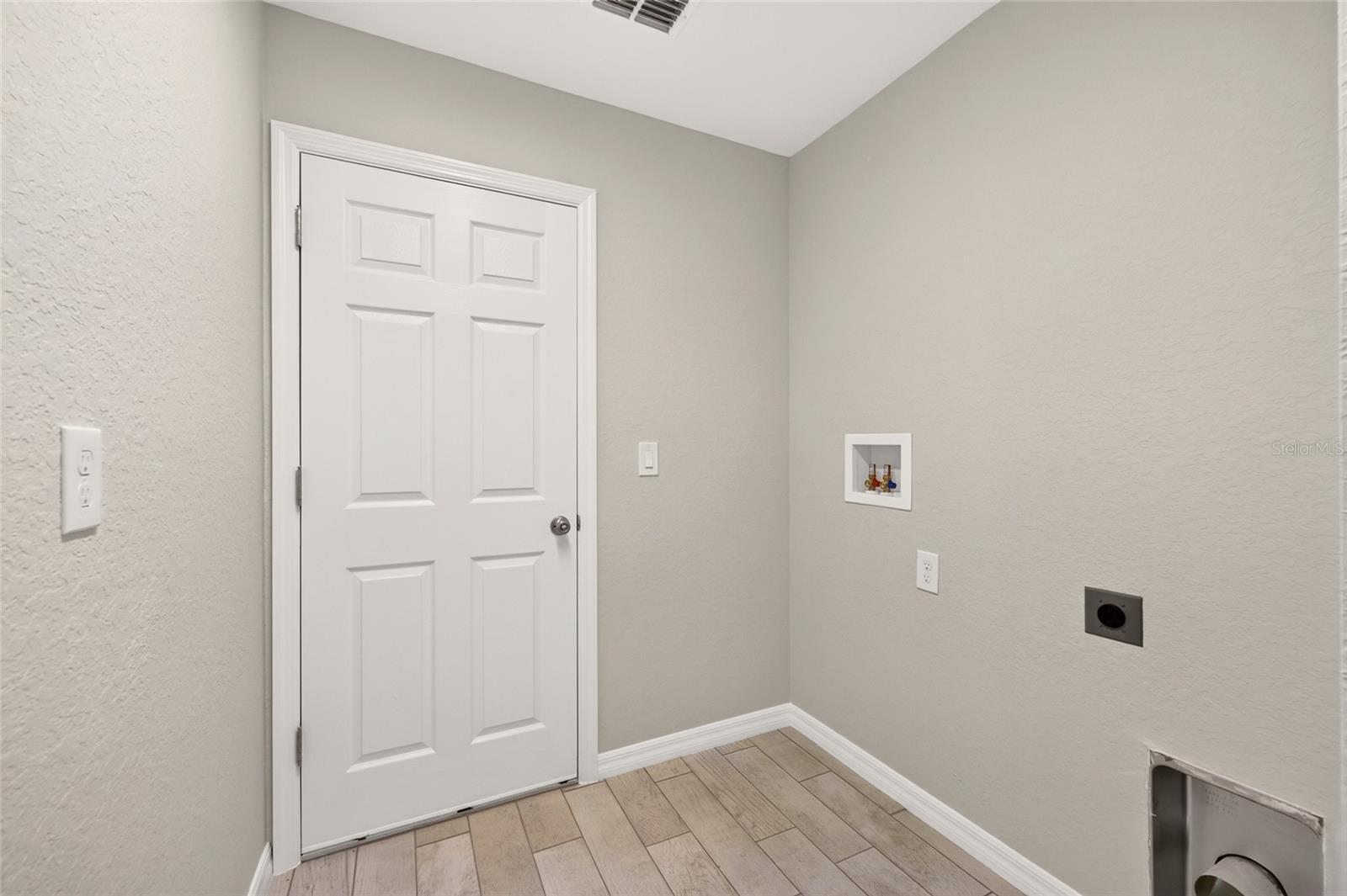 177 Pine Crse Property Photo 32