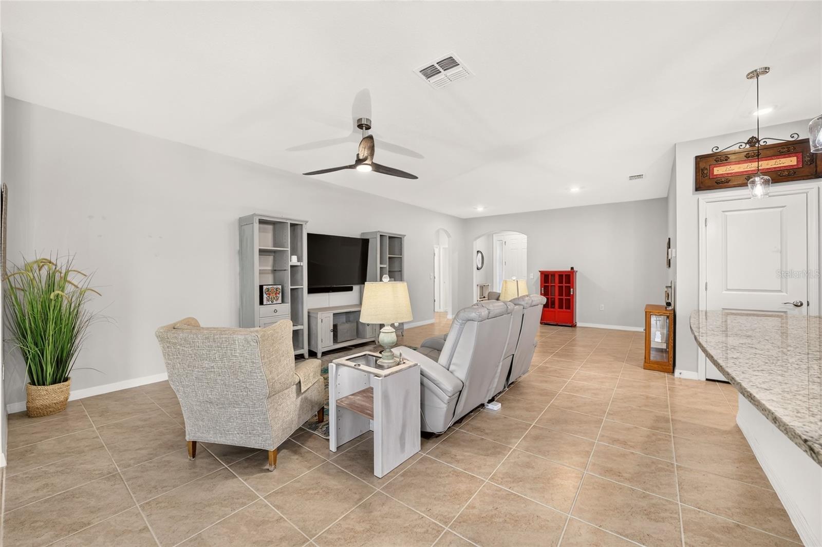 6083 Sw 93rd Loop Property Photo 12