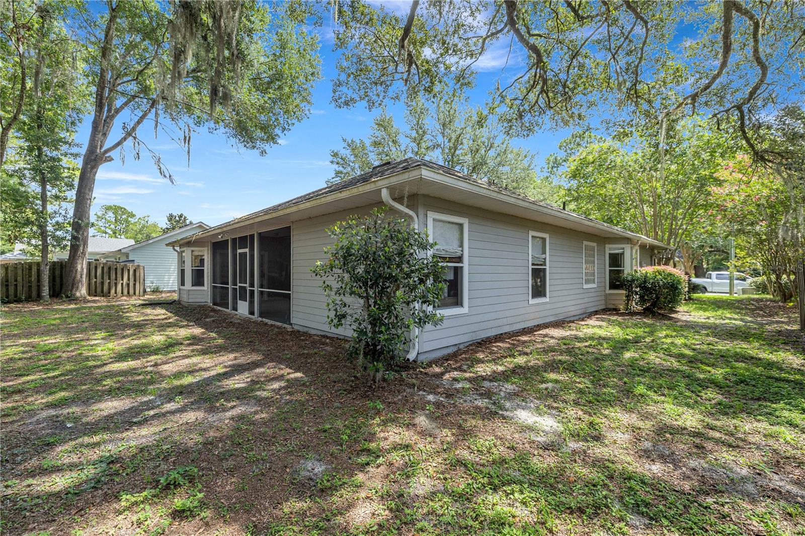 4304 Nw 34th Dr Property Photo 5