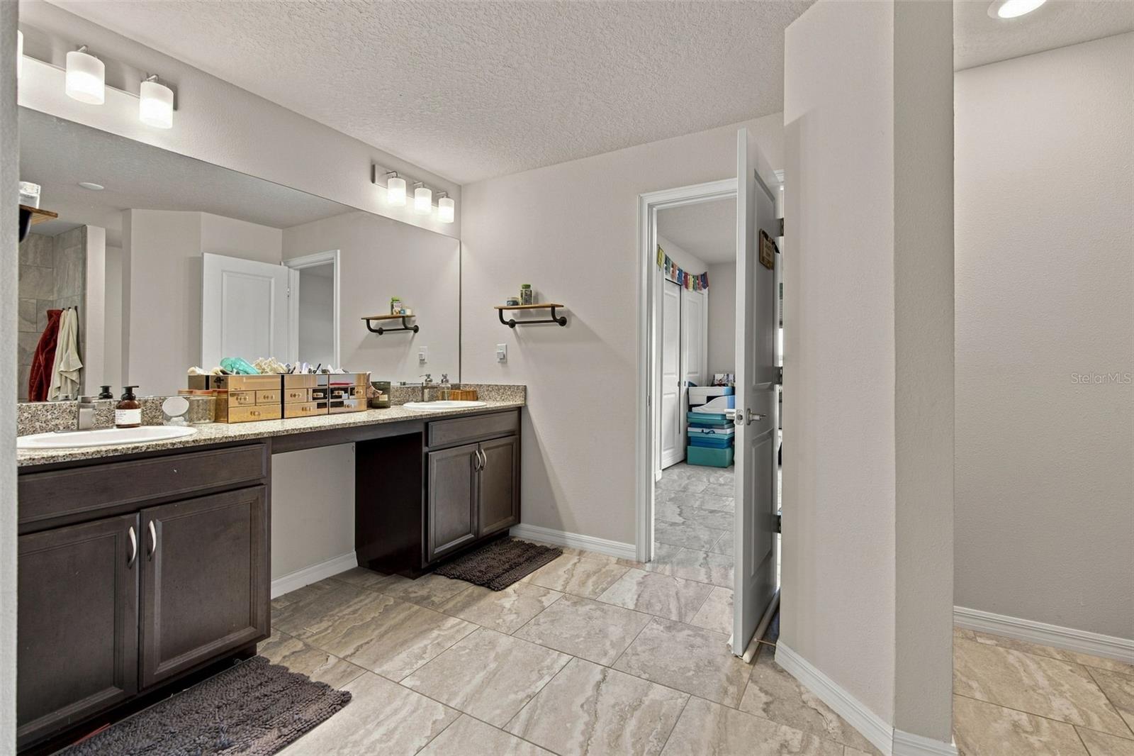 9495 E Baymeadows Dr Property Photo 22