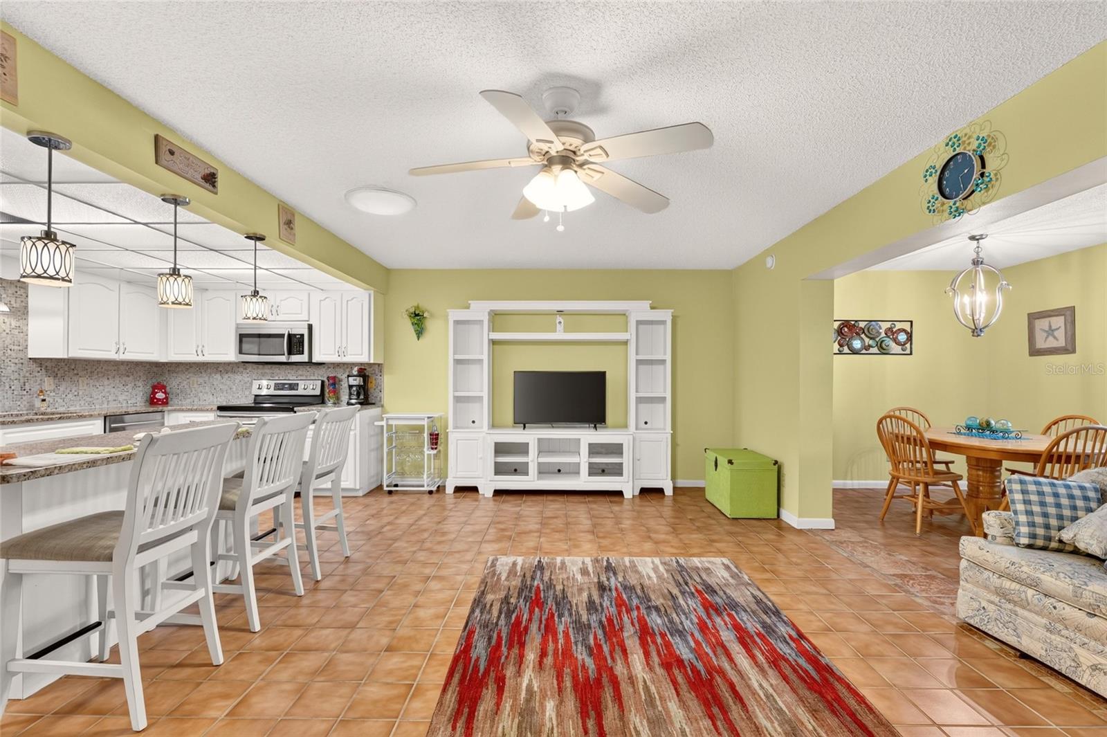 9257 Sw 82nd Ter #h Property Photo 14
