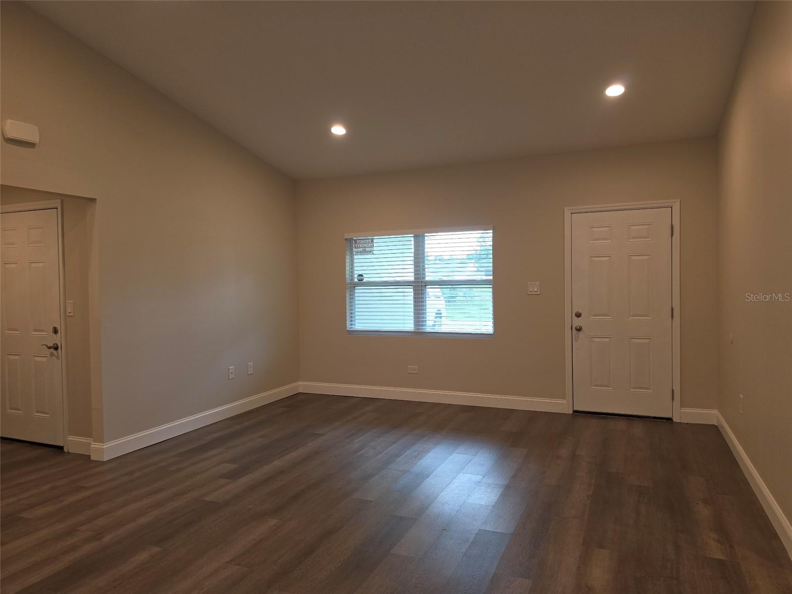 2292 Sw 168th Loop Property Photo 3