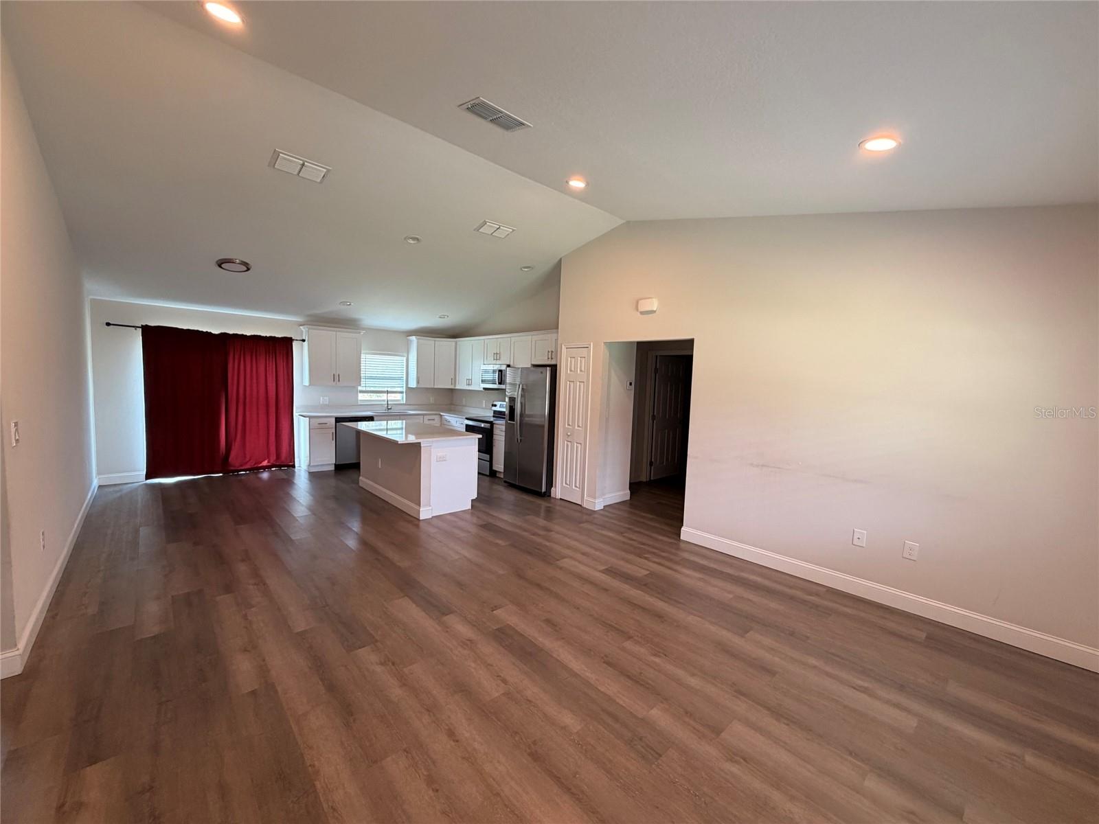 2292 Sw 168th Loop Property Photo 4