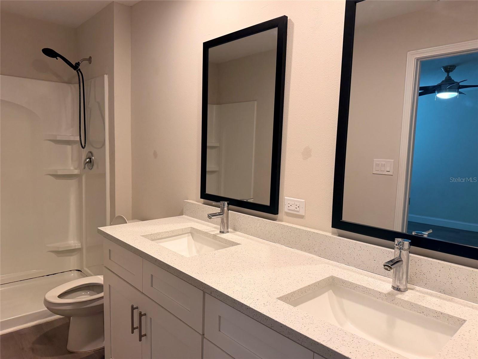 2292 Sw 168th Loop Property Photo 10
