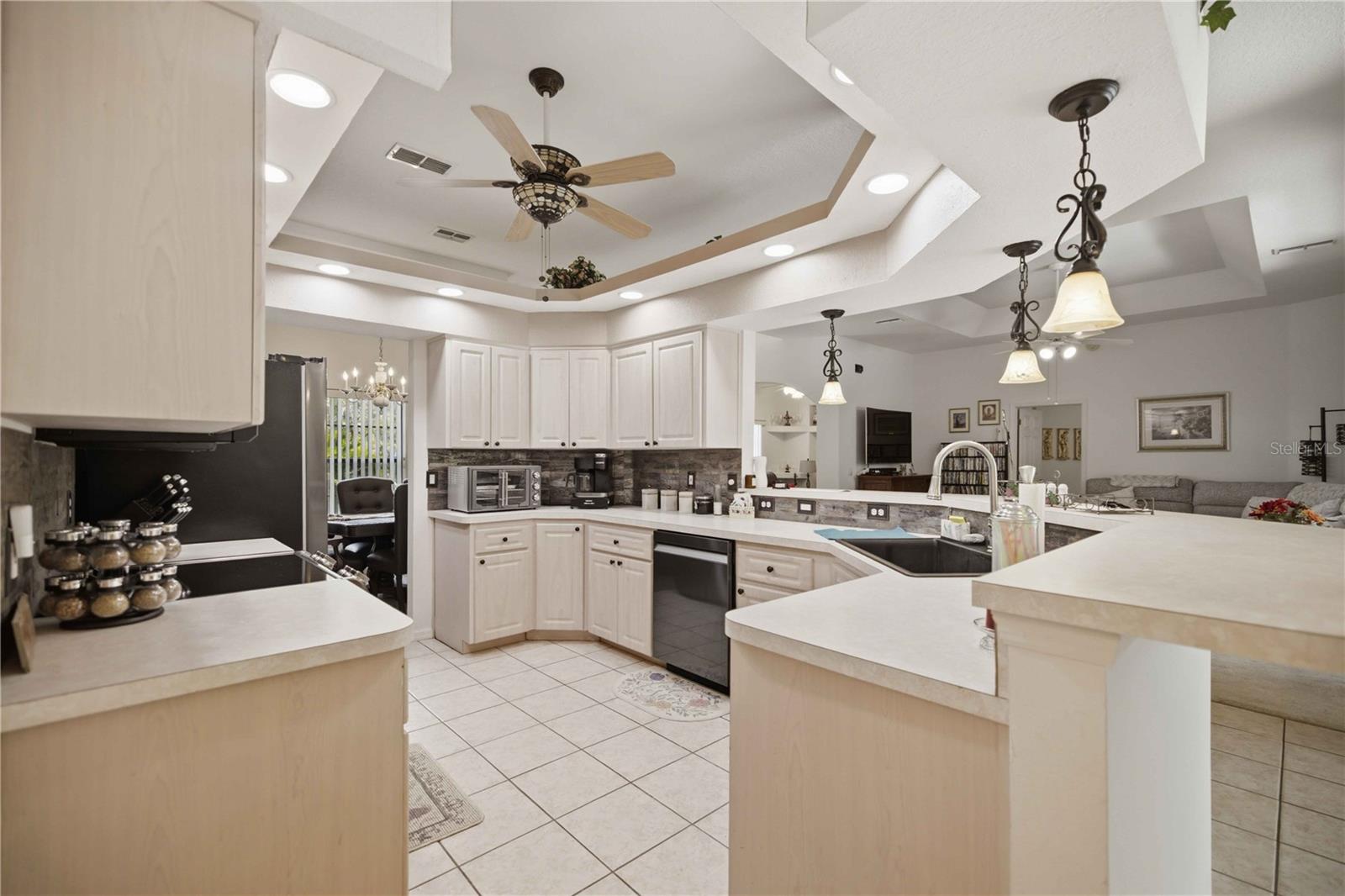 4710 W Mustang Blvd Property Photo 18