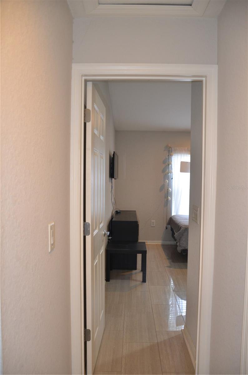 9916 Sw 56th Ave Property Photo 21
