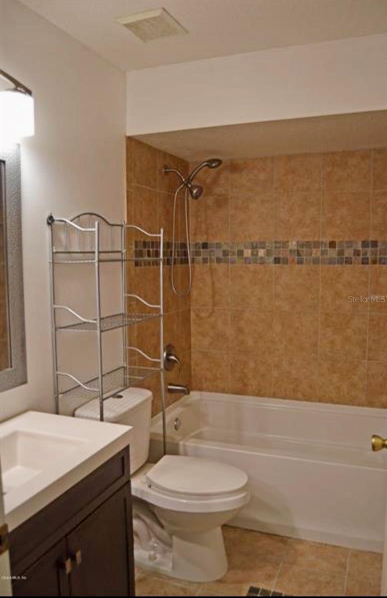 22 Teak Ct Property Photo 14