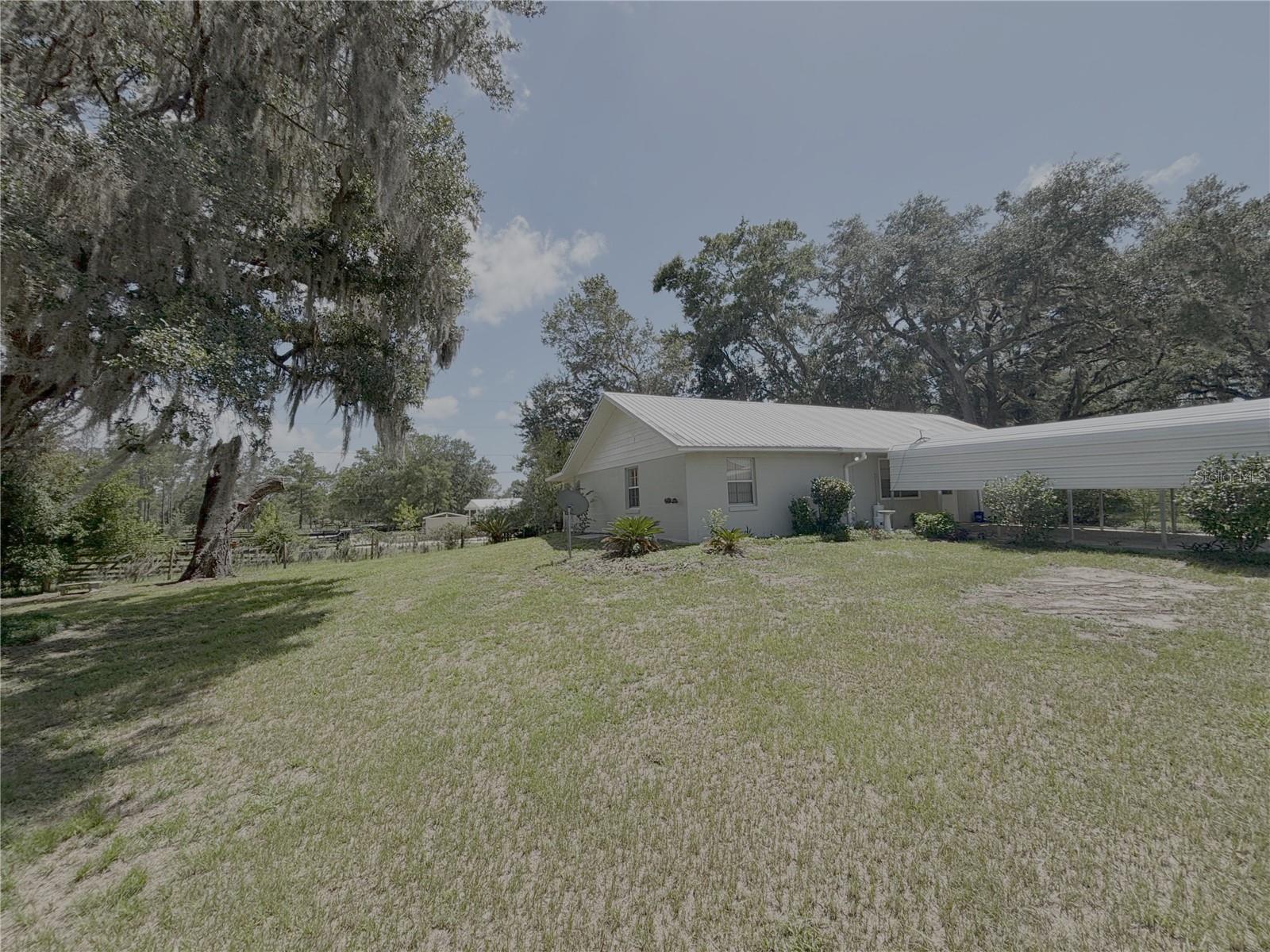 6350 Ne 86 Ave Property Photo 2