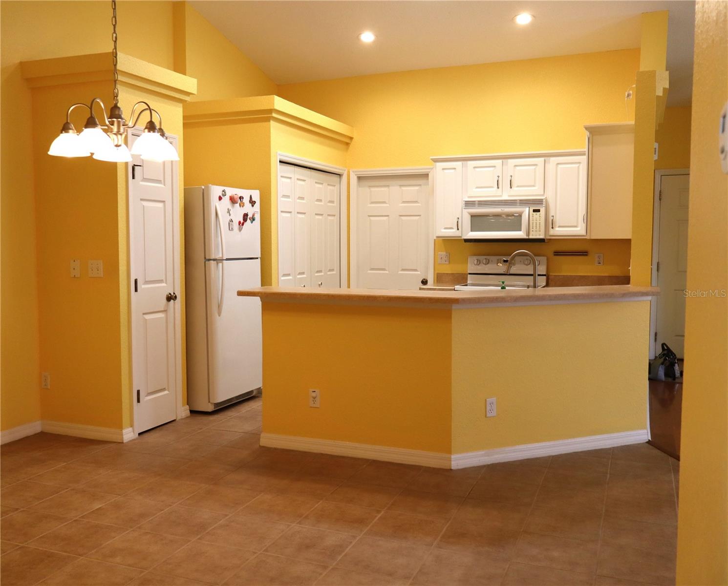 2332 Se 18 Cir Property Photo 13