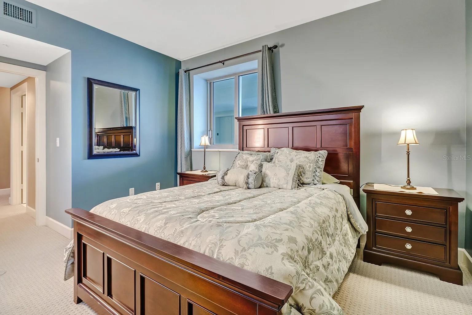 3000 Oasis Grand Blvd #1002 Property Photo 15