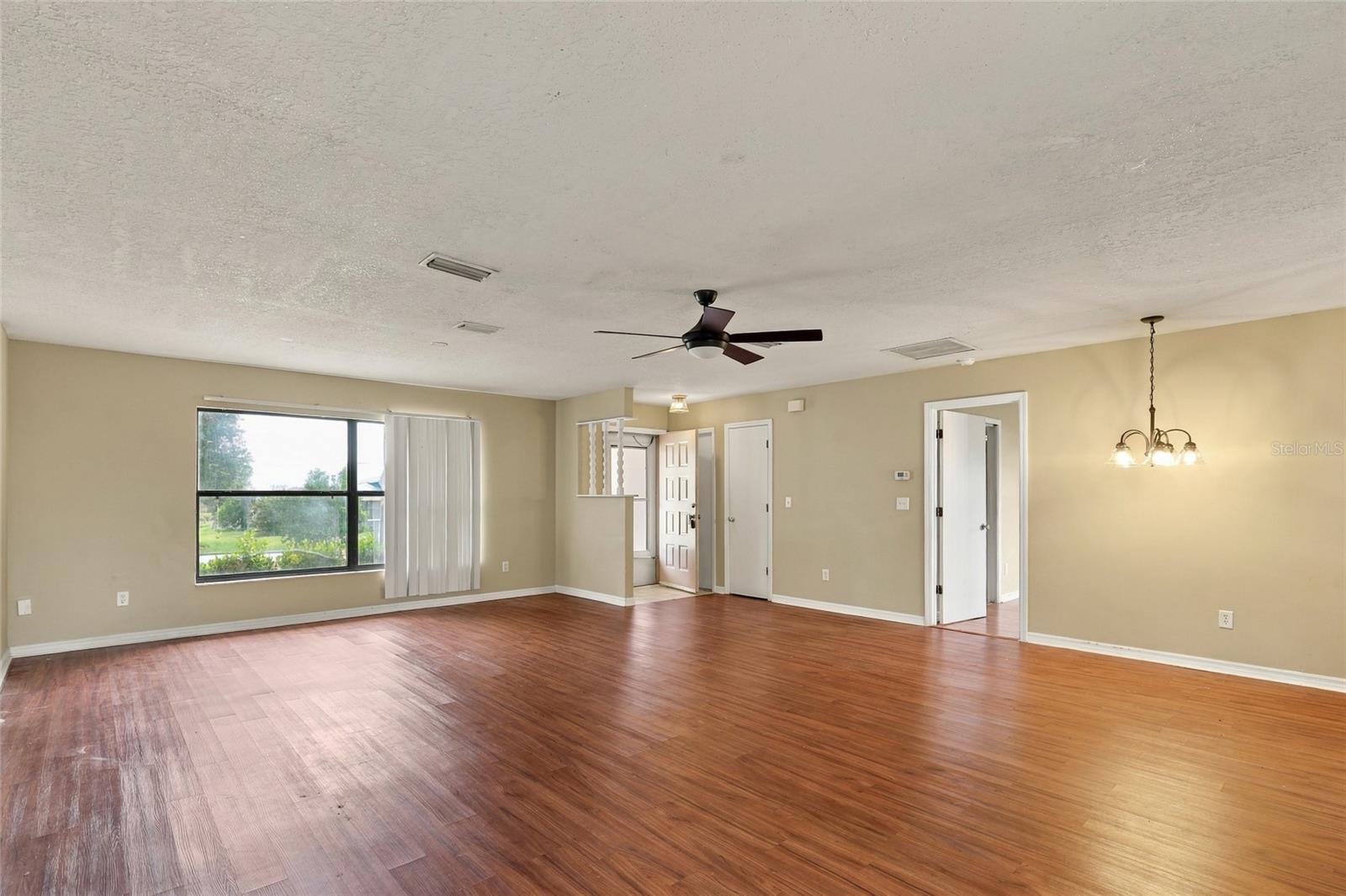 4505 Sw 156th Pl Property Photo 7