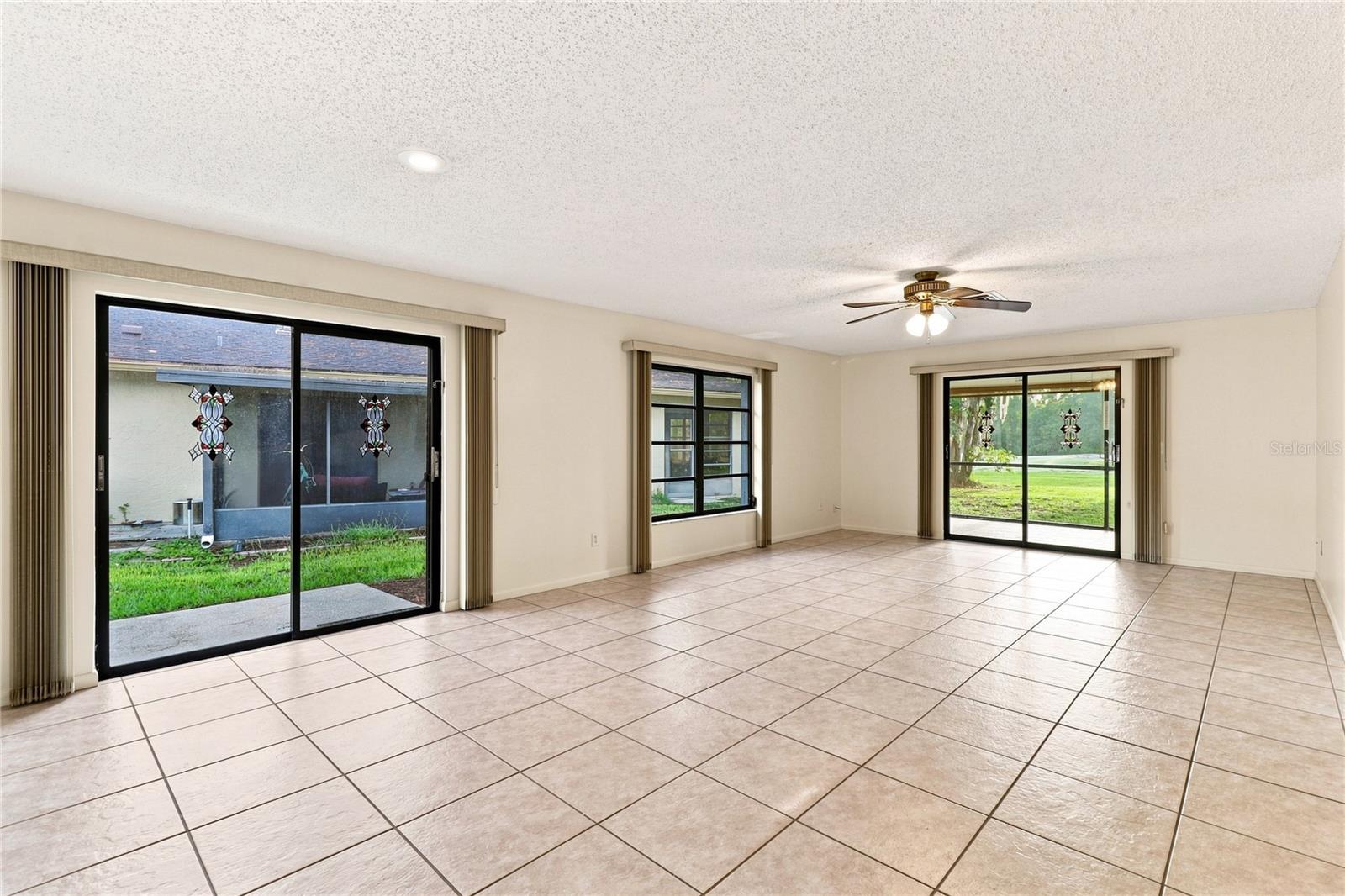 83 Golfview Dr Property Photo 4