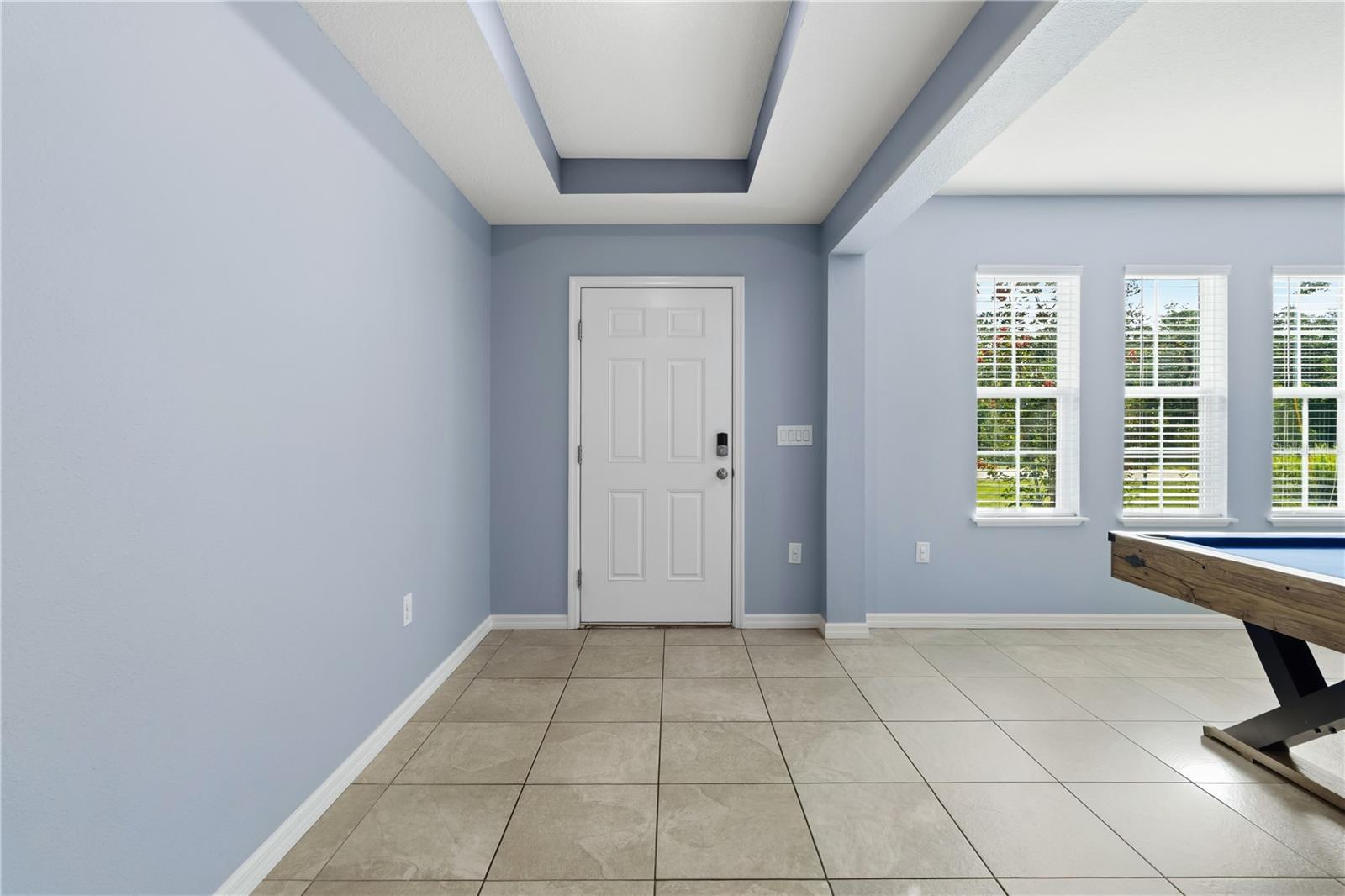 14557 Cedarwood Ave Property Photo 5