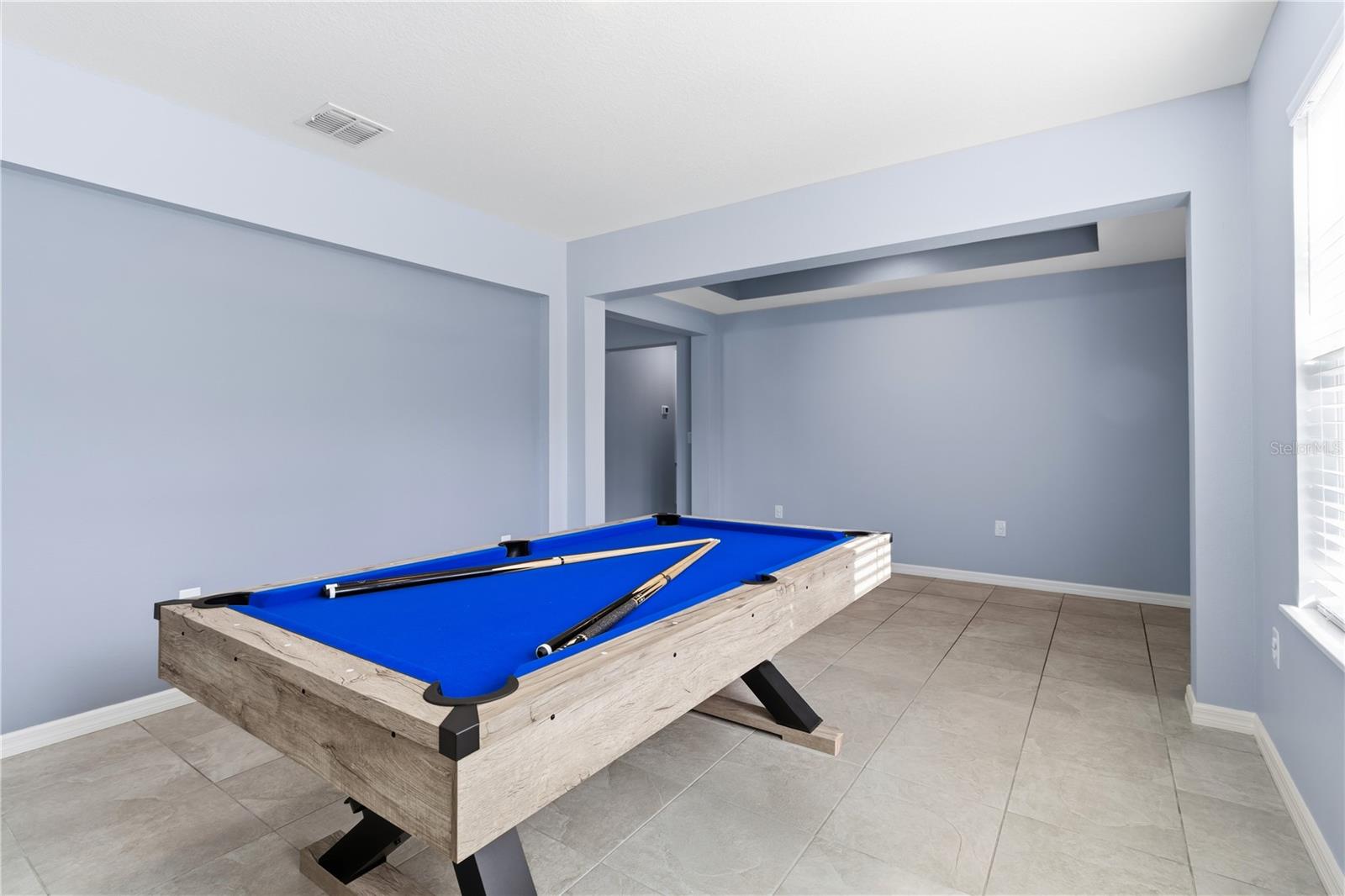 14557 Cedarwood Ave Property Photo 8