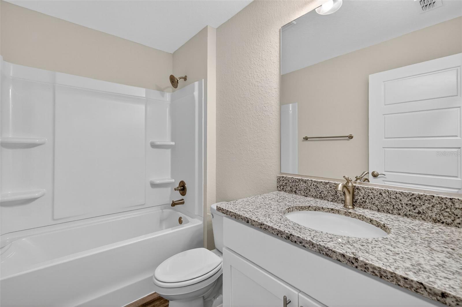 10 Juniper Loop Run Property Photo 19