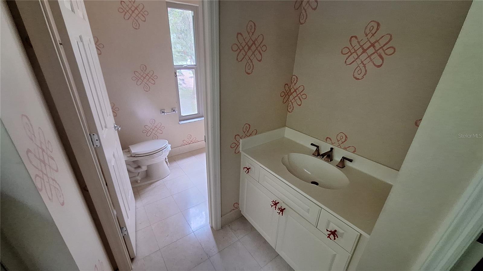 2210 Se Laurel Run Dr Property Photo 17