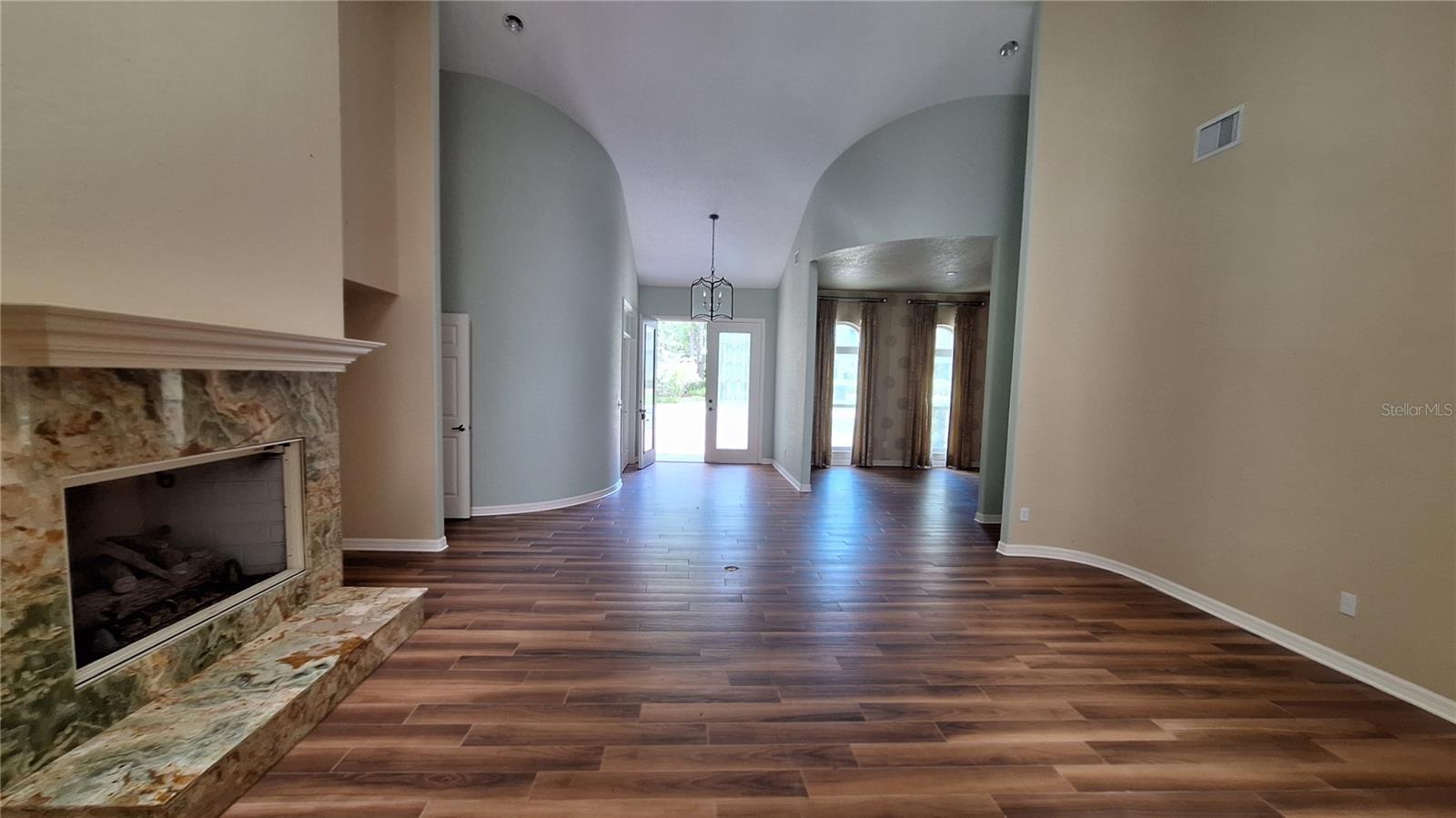 2210 Se Laurel Run Dr Property Photo 25