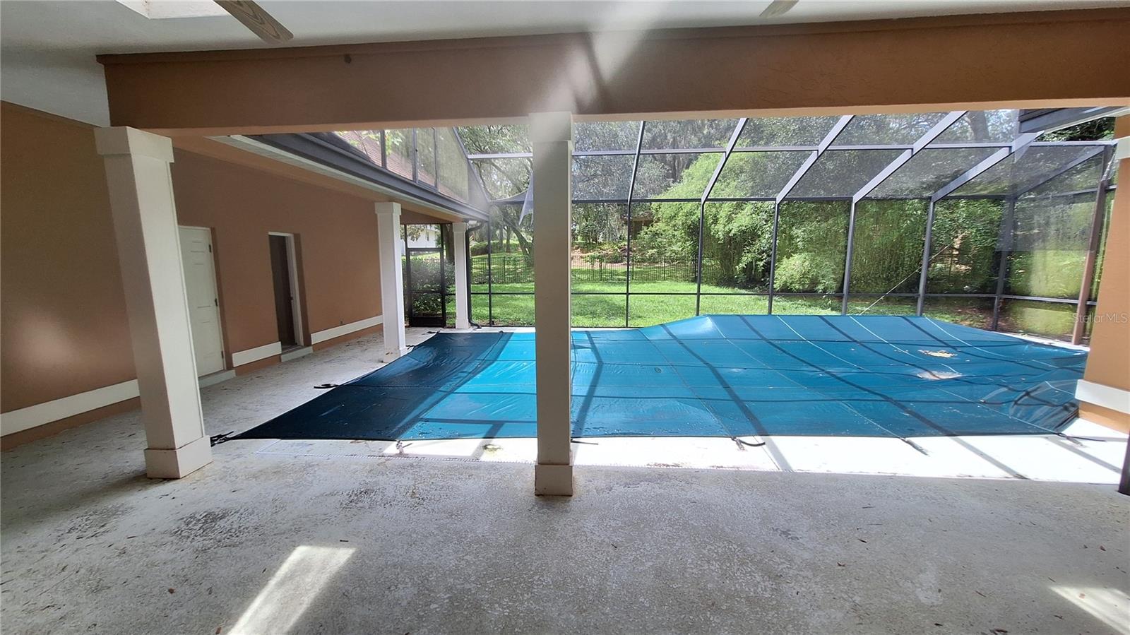 2210 Se Laurel Run Dr Property Photo 26
