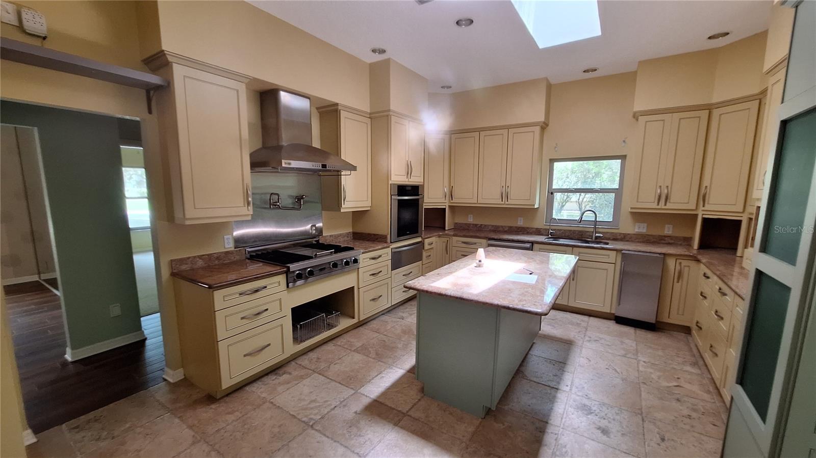 2210 Se Laurel Run Dr Property Photo 27