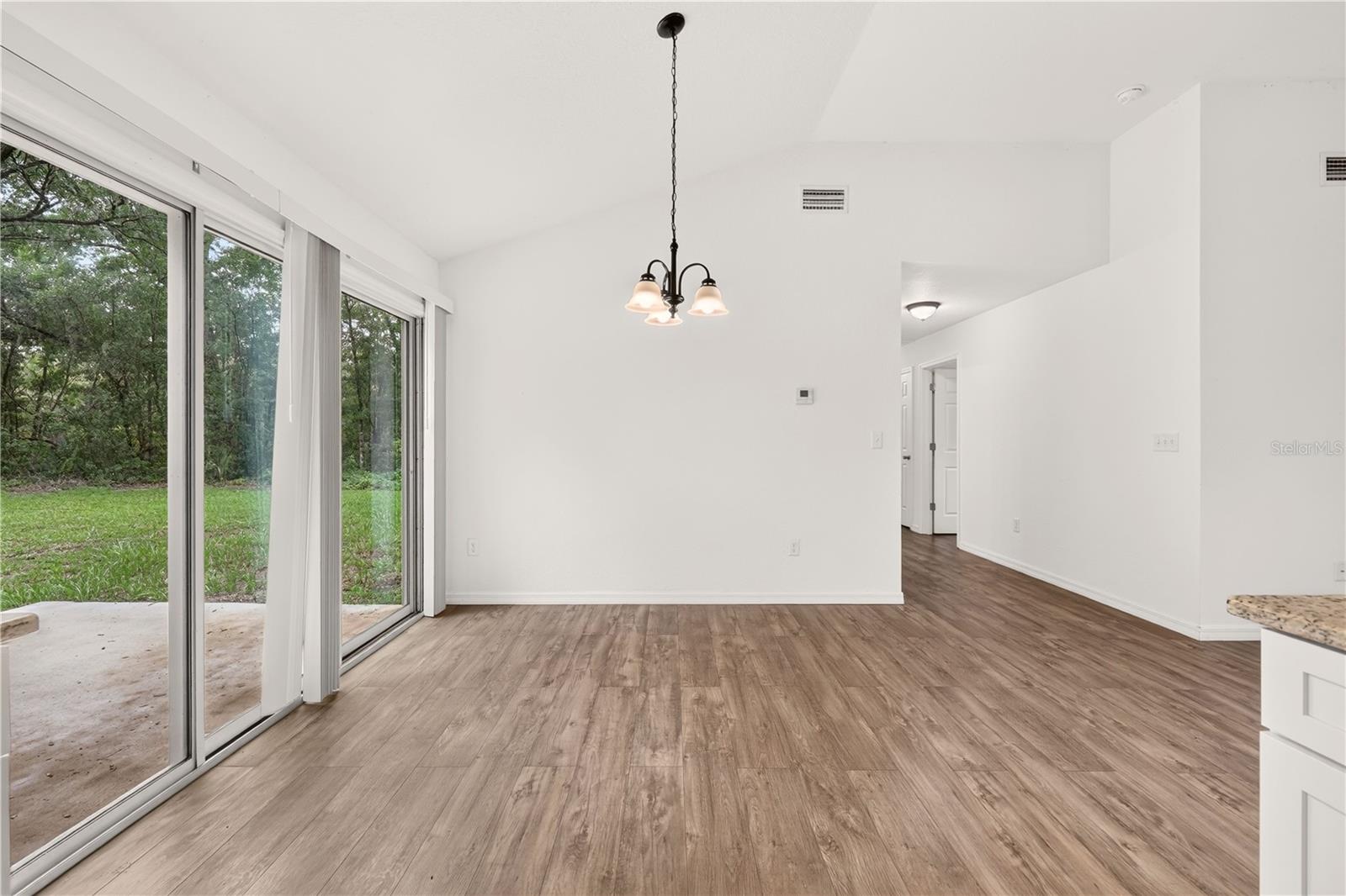 6255 Se 165th Ct Property Photo 12