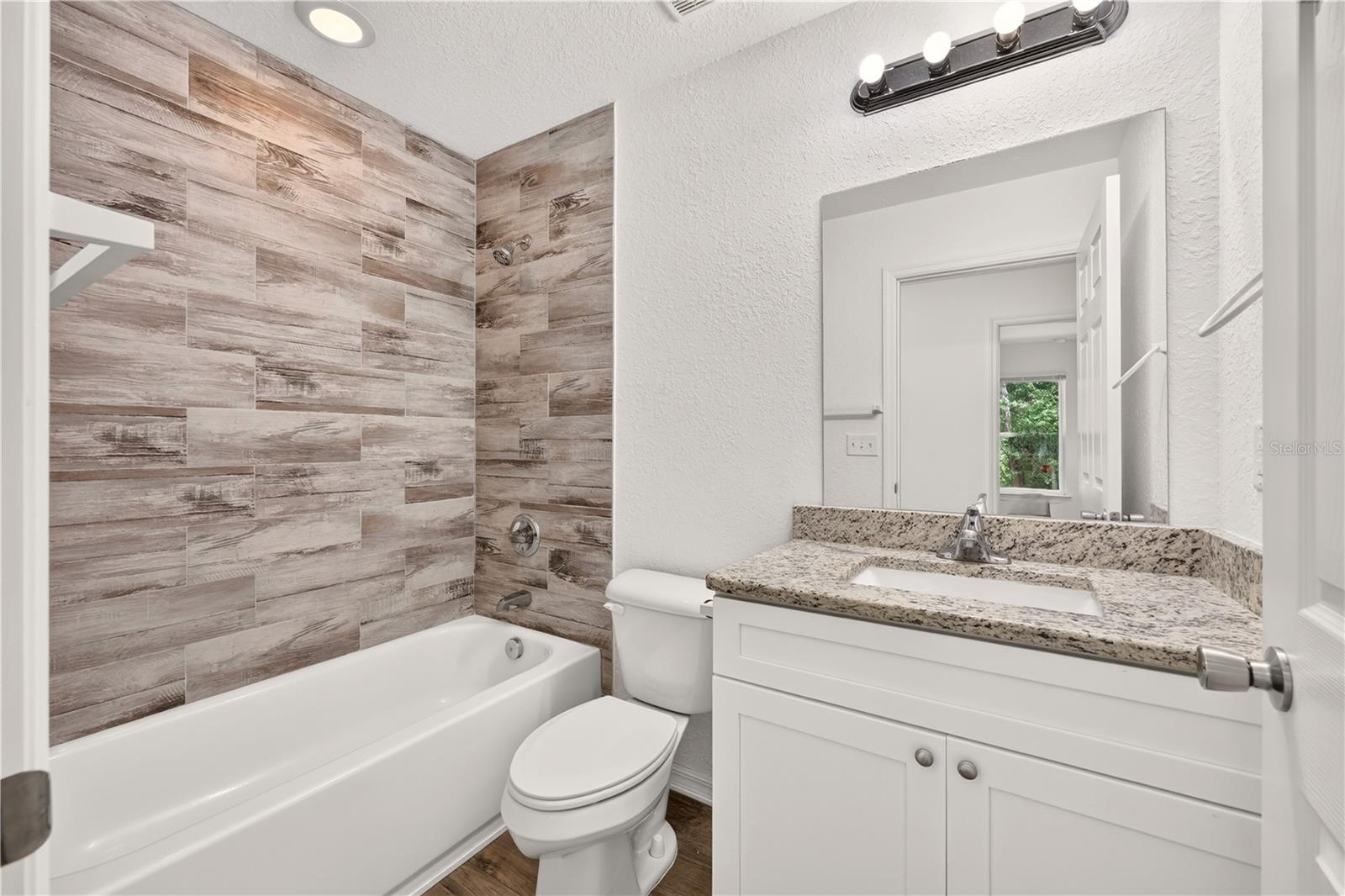 6255 Se 165th Ct Property Photo 20