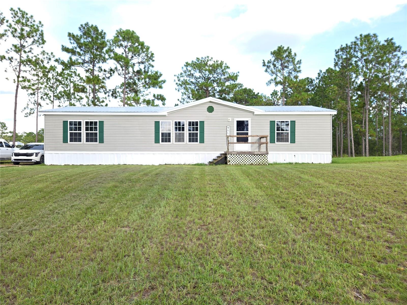 13030 Se 21st Pl Property Photo 1