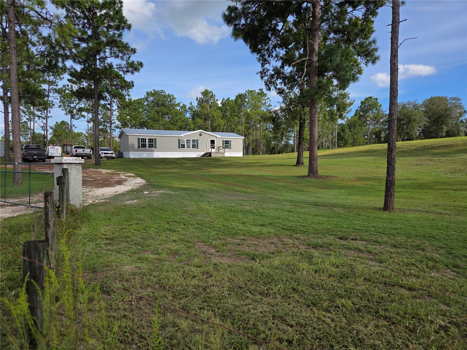 13030 Se 21st Pl Property Photo 4