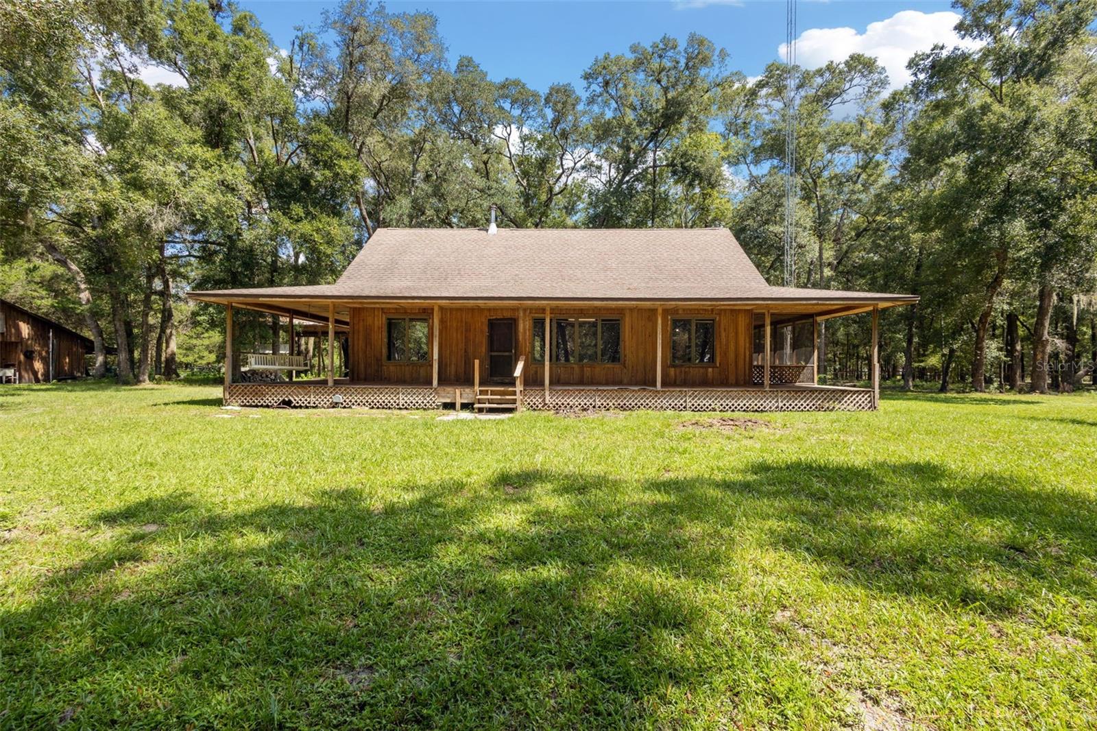 5581 Ne 157th Ter Property Photo 1
