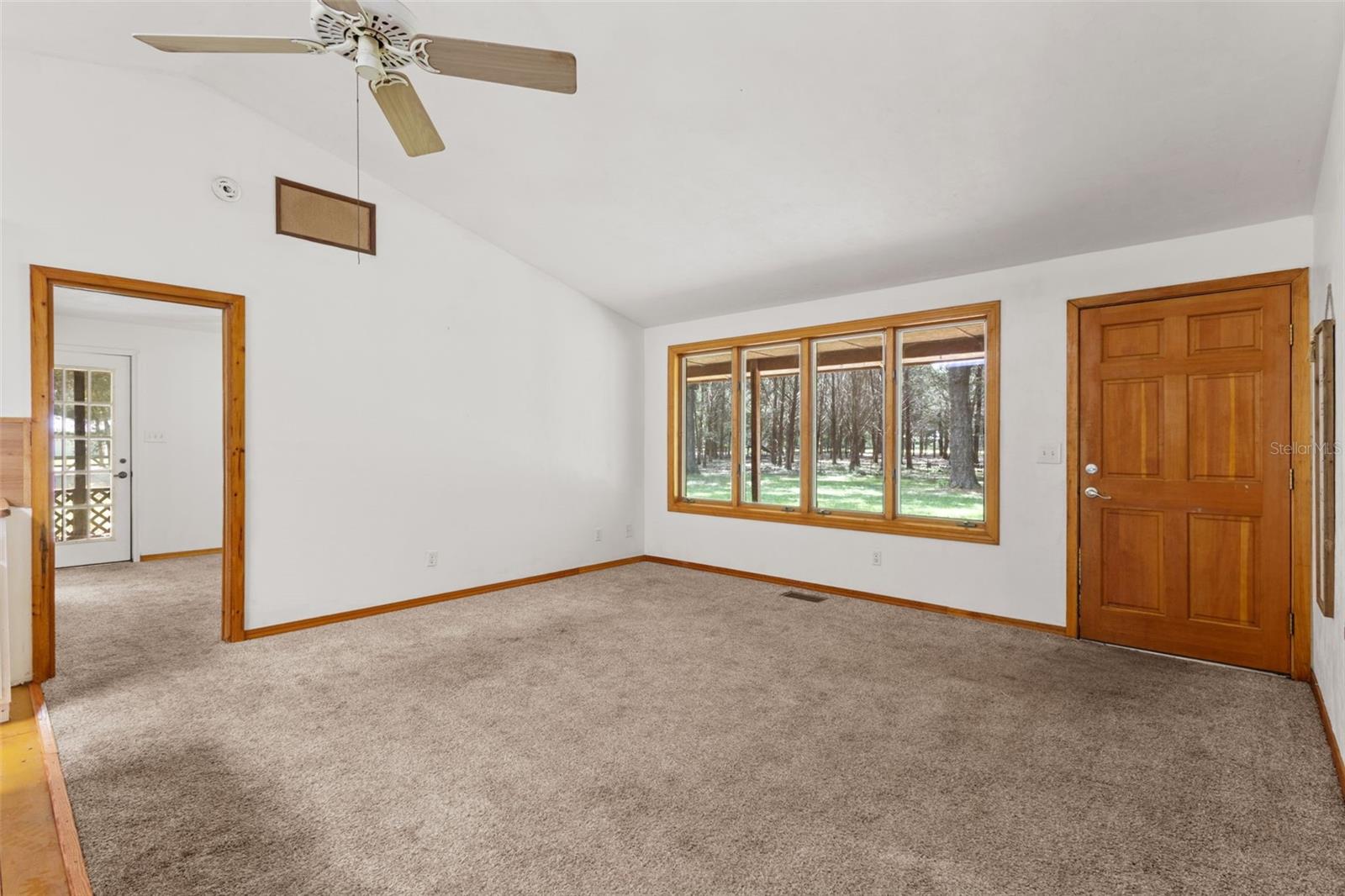5581 Ne 157th Ter Property Photo 8