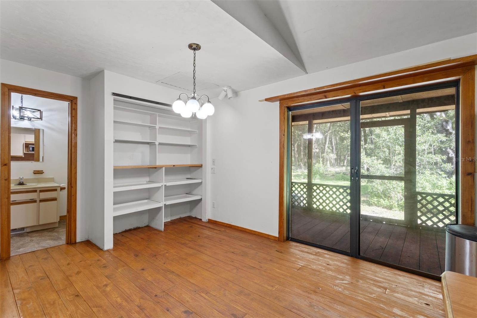 5581 Ne 157th Ter Property Photo 16