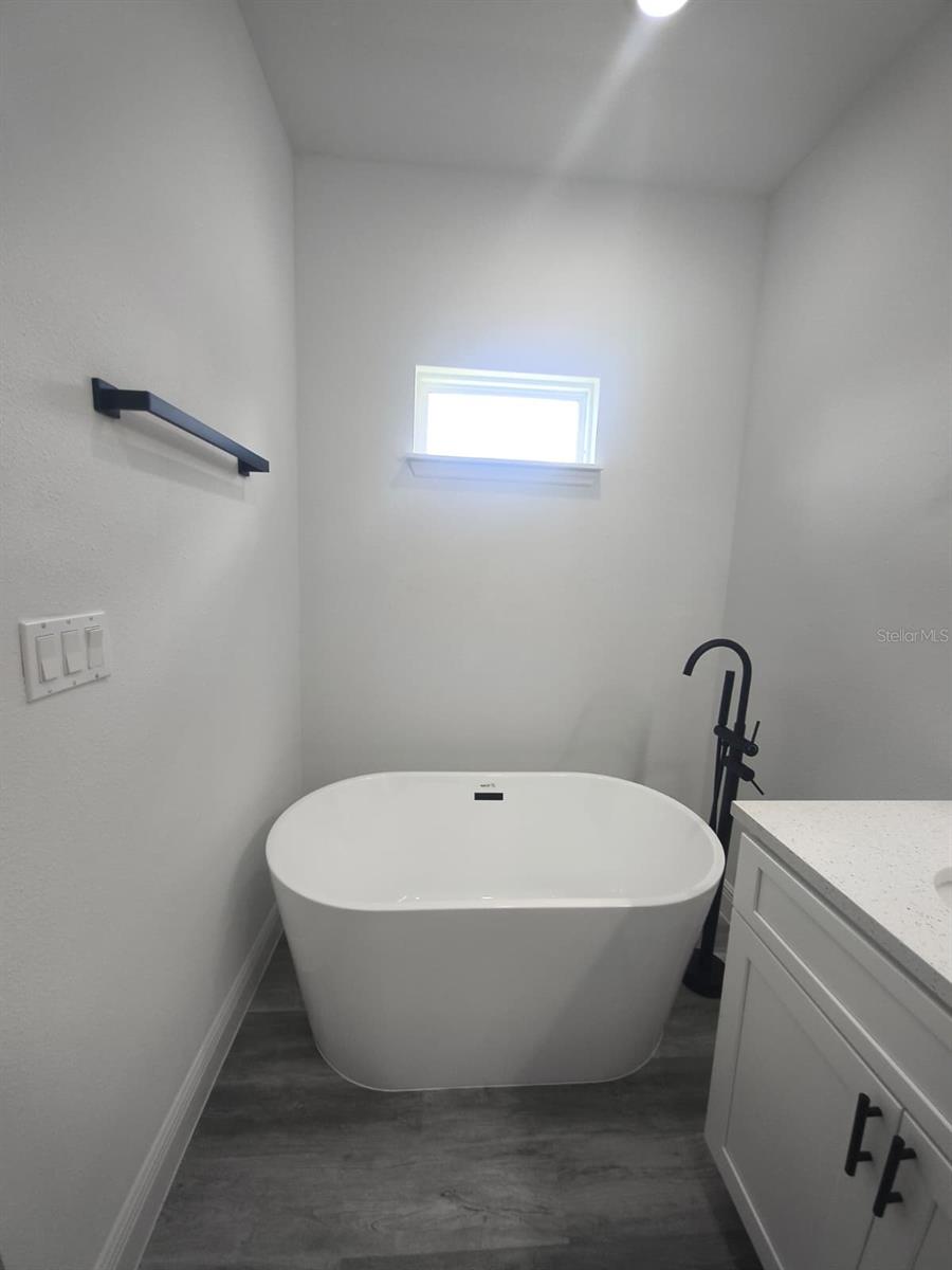 171 Marion Oaks Trl Property Photo 10
