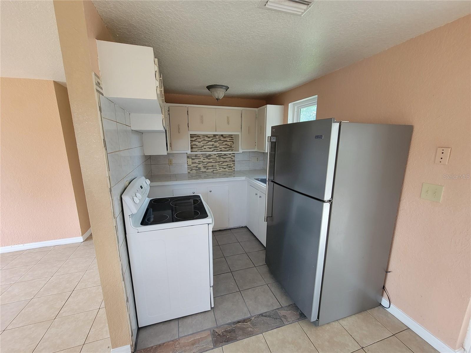14297 Sw 39th Ter Property Photo 3