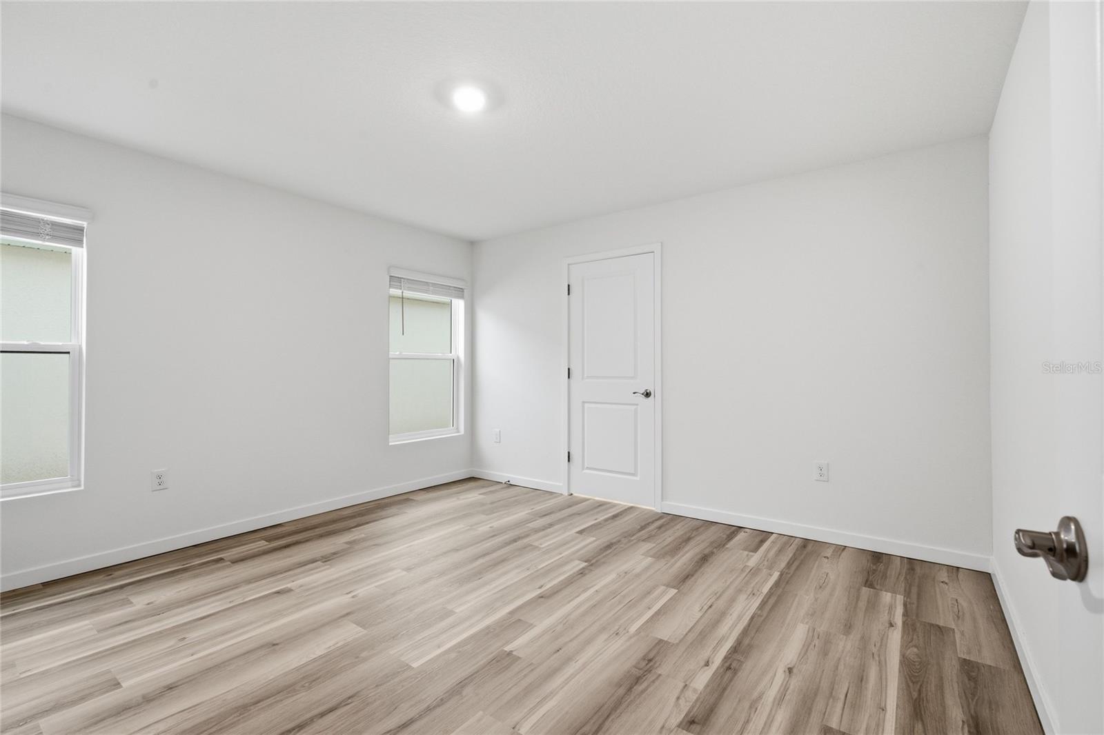 3059 Ne 20th Ter Property Photo 12