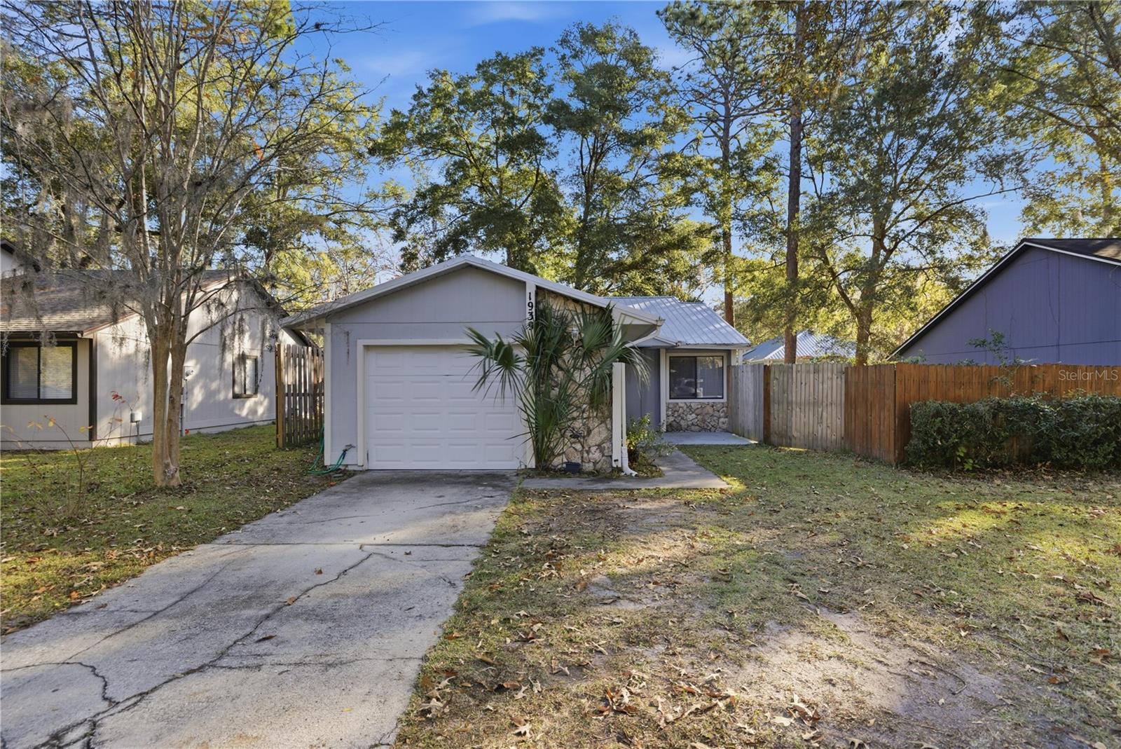 1939 SW 73RD TER Property Photo 1