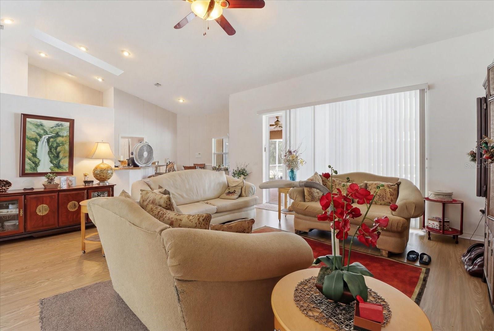 2667 W Pine Ridge Blvd Property Photo 14
