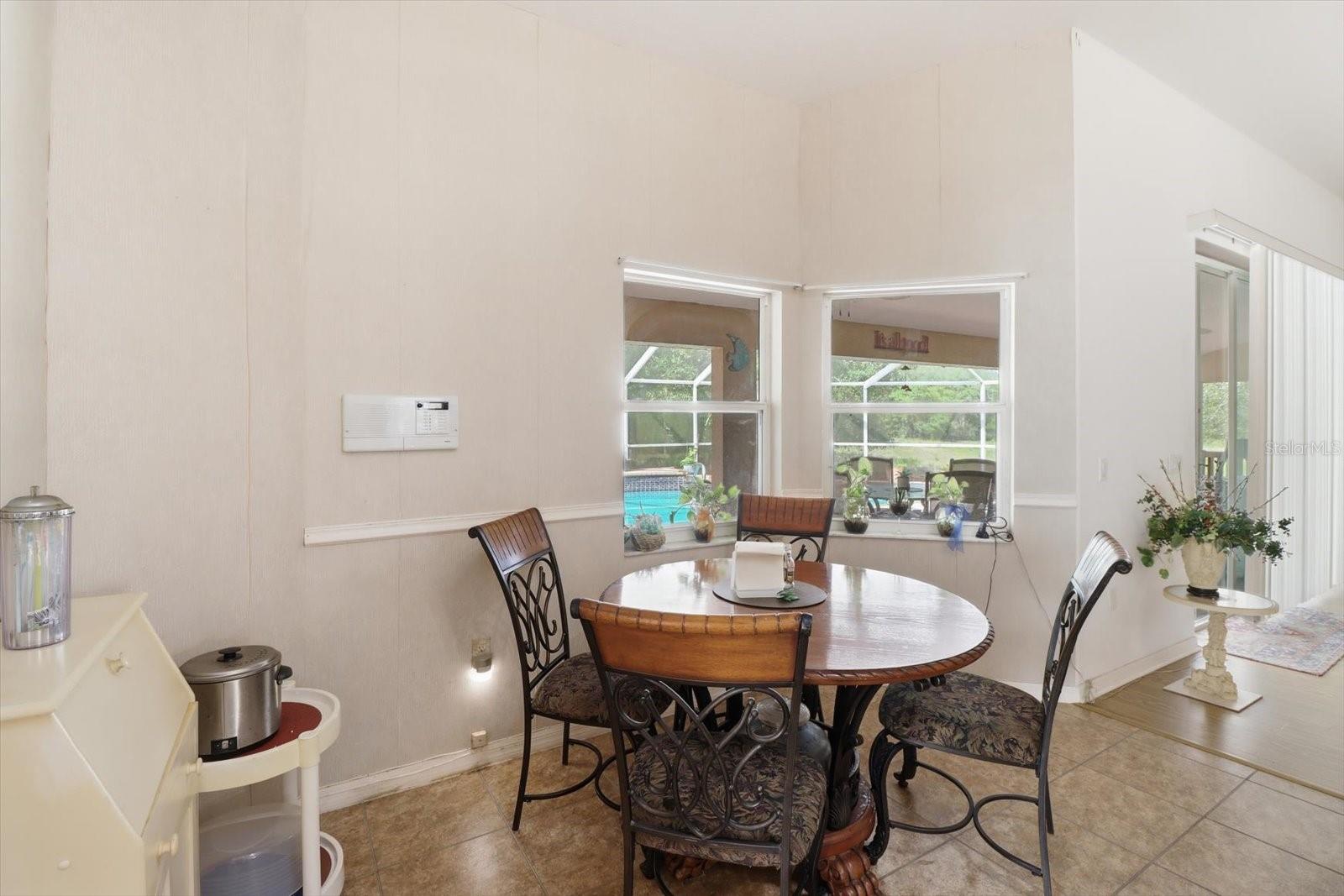 2667 W Pine Ridge Blvd Property Photo 15