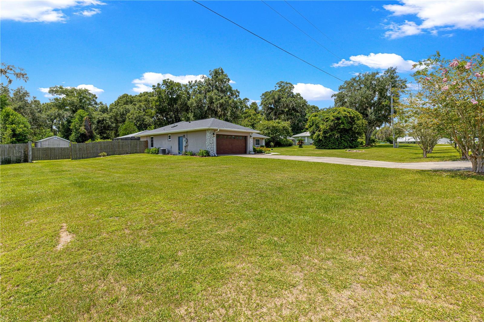 5948 Se 129th Pl Property Photo 4