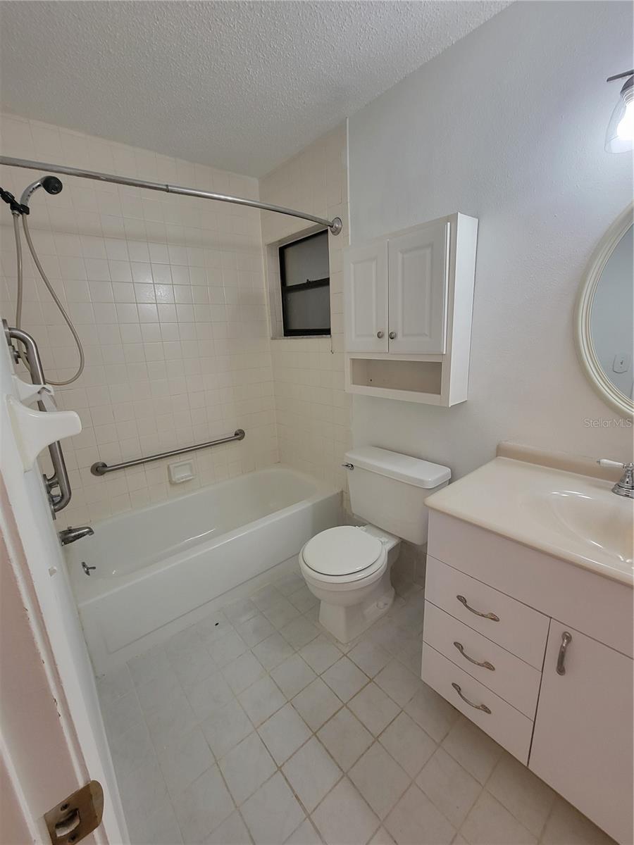3401 E Fort King St #102 Property Photo 6