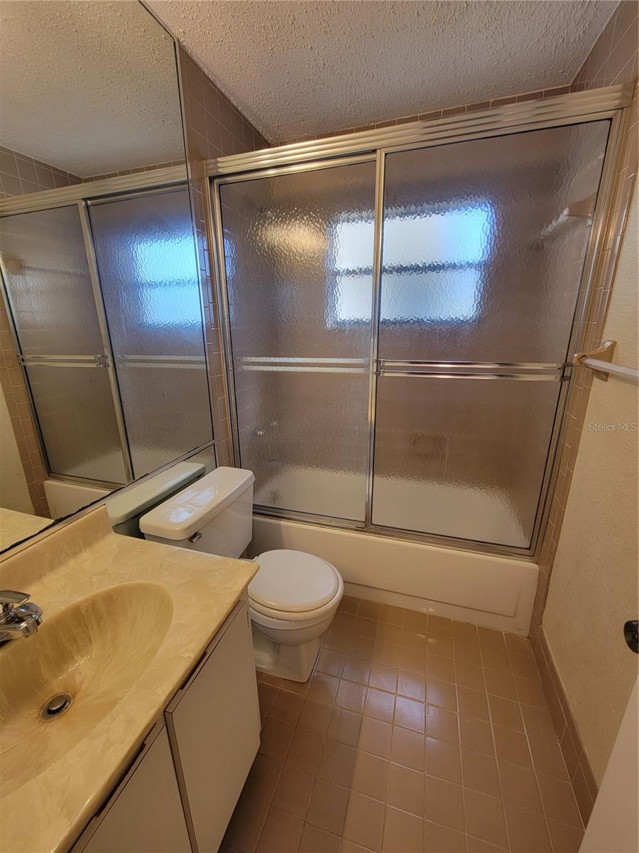 3401 E Fort King St #102 Property Photo 8