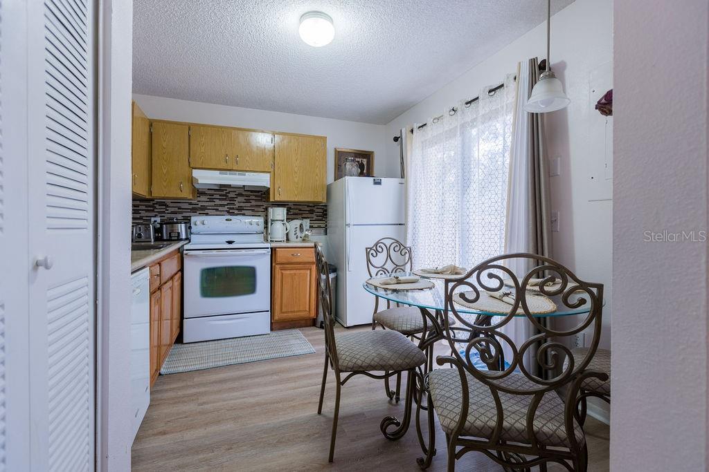 64 Pine Trak #104a Property Photo 7