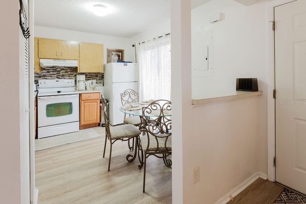64 Pine Trak #104a Property Photo 8