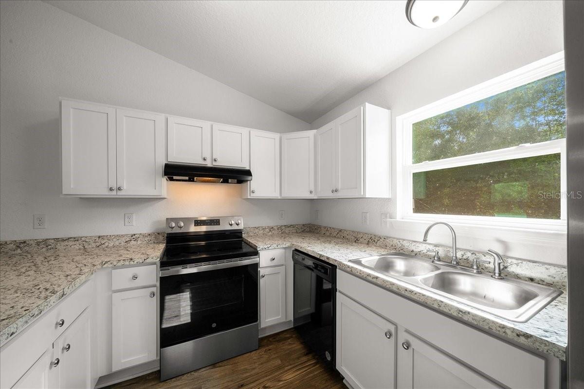 37 Water Track Crse Property Photo 19