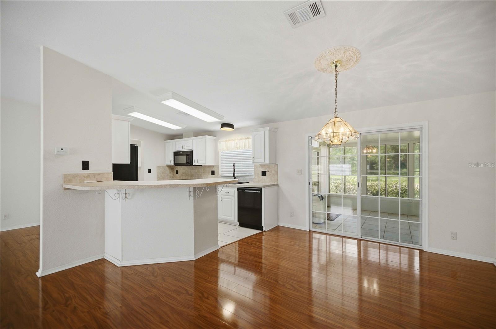 7863 Sw 5th Pl Property Photo 9