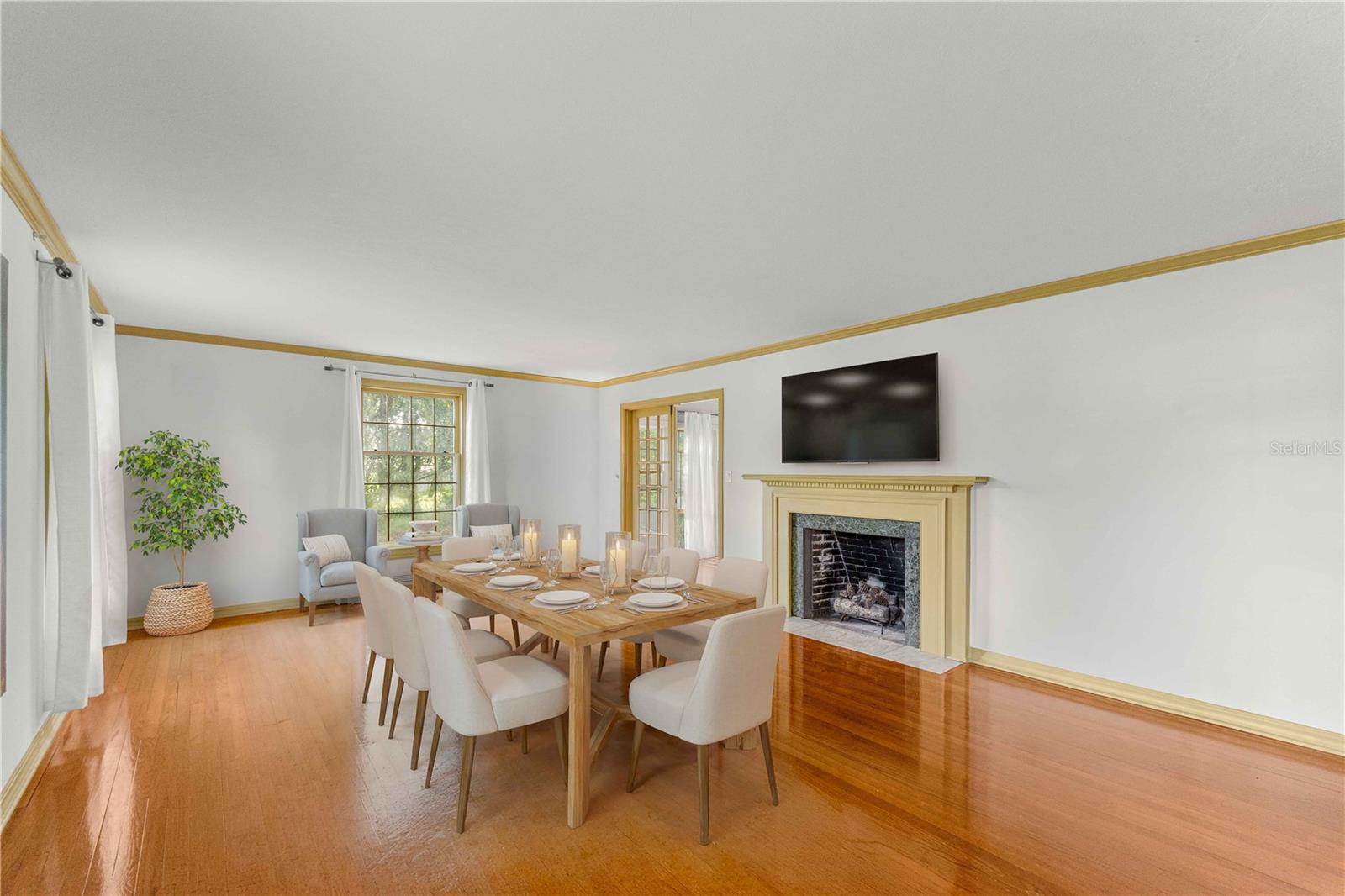 3422 E Fort King St Property Photo 6