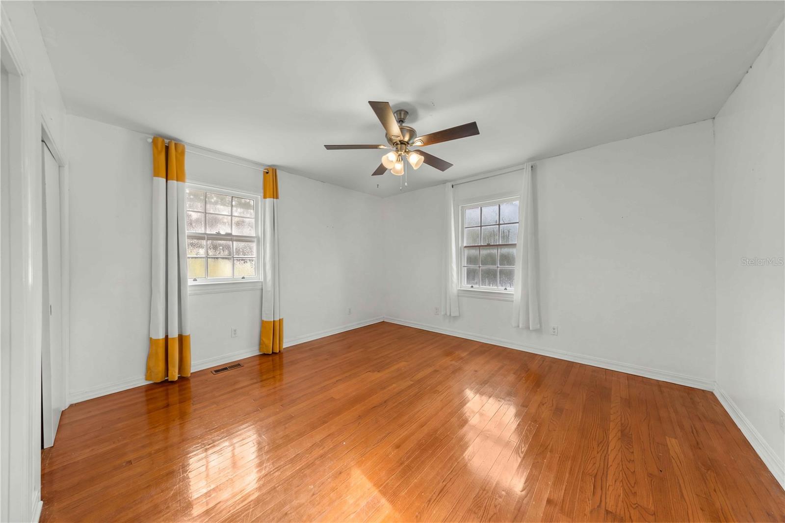 3422 E Fort King St Property Photo 28