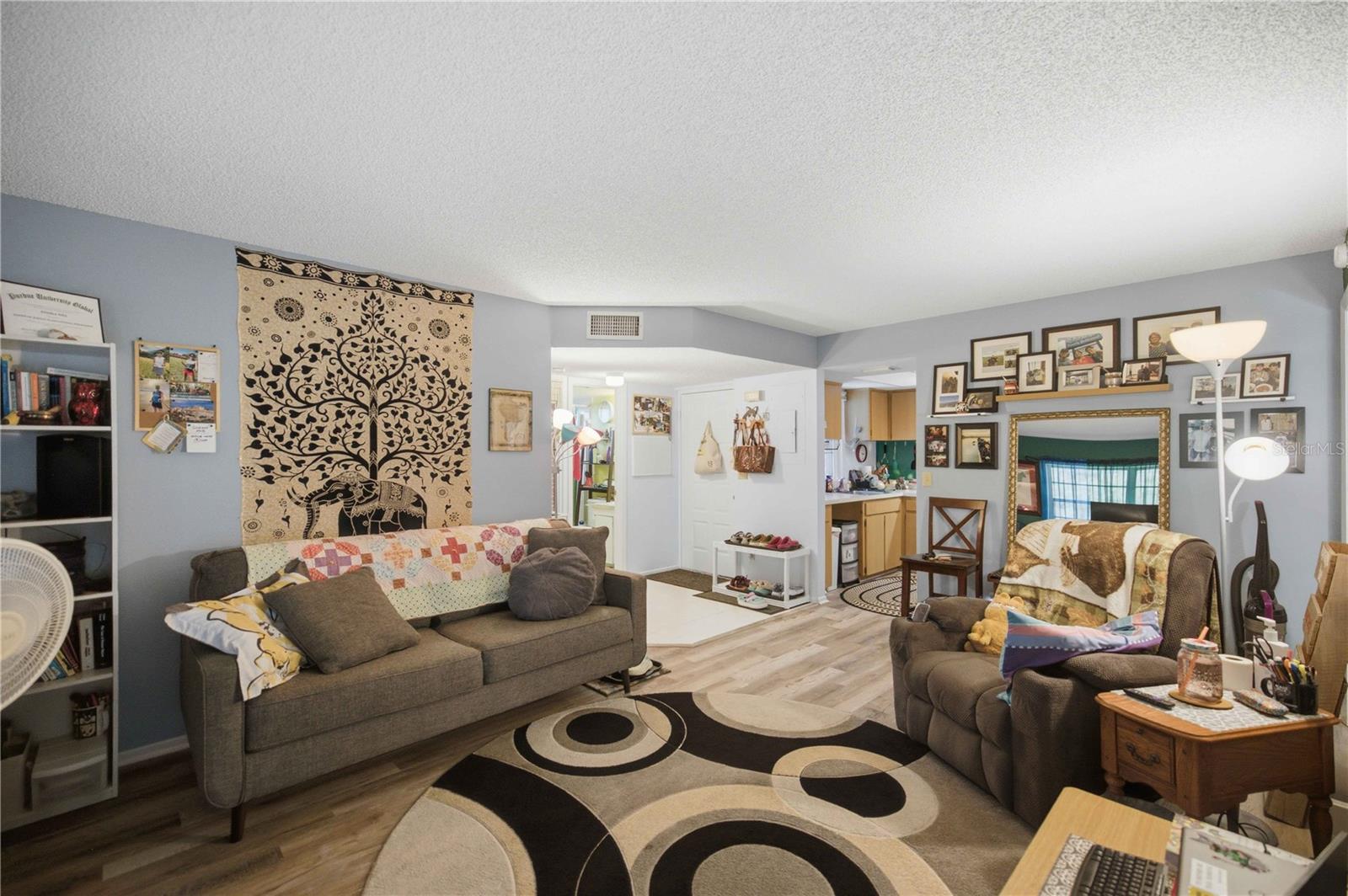 571 Midway Trak #j201 Property Photo 6